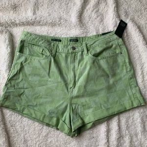 Green checkered mom shorts